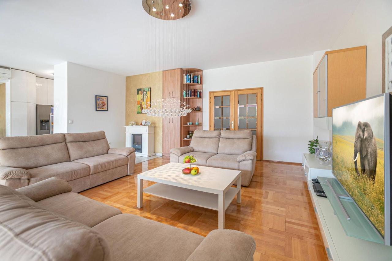 Apartment Relax Whit Big Terrace 170M2 Near The Beach Spalato Esterno foto